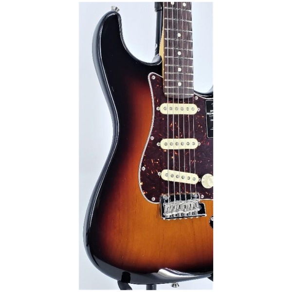 Fender American Professional II Stratocaster Electric Guitar SunburstÂ Serial # US2101334