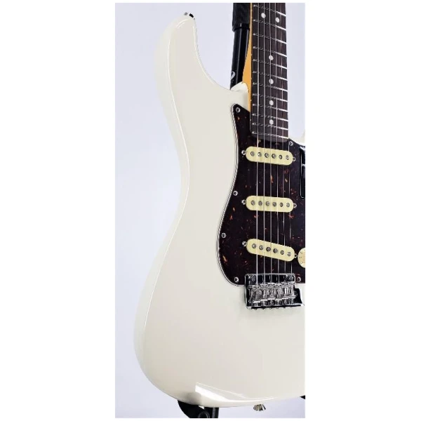 Fender American Professional II Stratocaster Olympic White Ser#:US2100102302