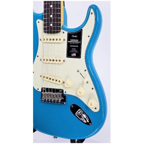 Fender American Professional II Stratocaster Miami Blue Ser#:US210047339