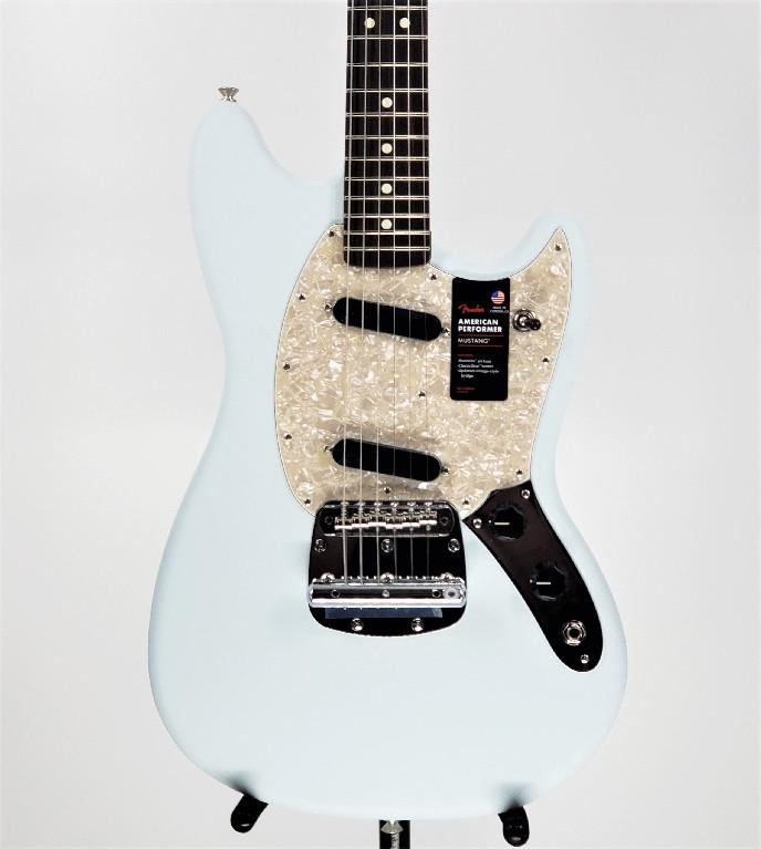 Fender American Performer Mustang Rosewood Fingerboard Satin Sonic