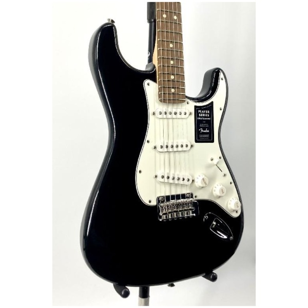 Fender Player Series Stratocaster Guitar Pau Ferro Fretboard Black Ser#:MX22131305