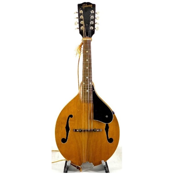 u-gibson-1952-a40_04.jpg