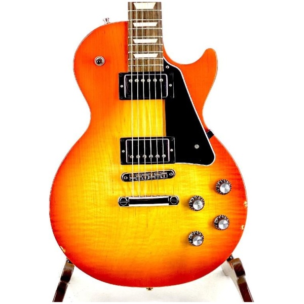 u-gibson-lp-studio-tangburst.jpg