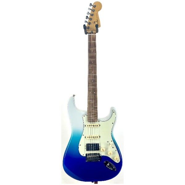 u-fender-player-plus-strat_04.jpg