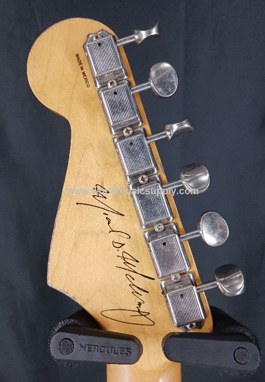 u-fender-mike-mcready-upgraded_07.jpg