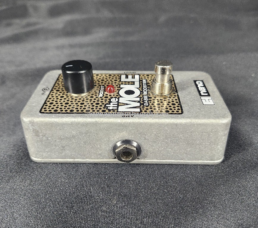 u-mole-bass-booster_01.jpg