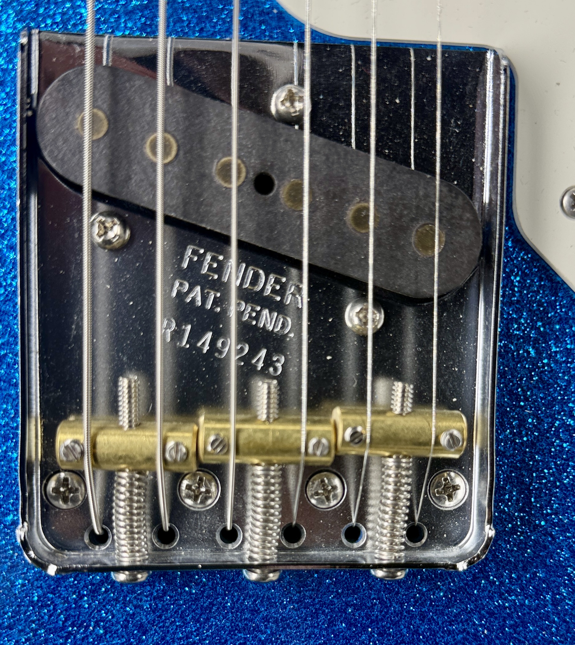 Fender USA Custom Shop Limited Edition 50s Thinline Tele Heavy Relic Aged Blue Sparkle - Image 14