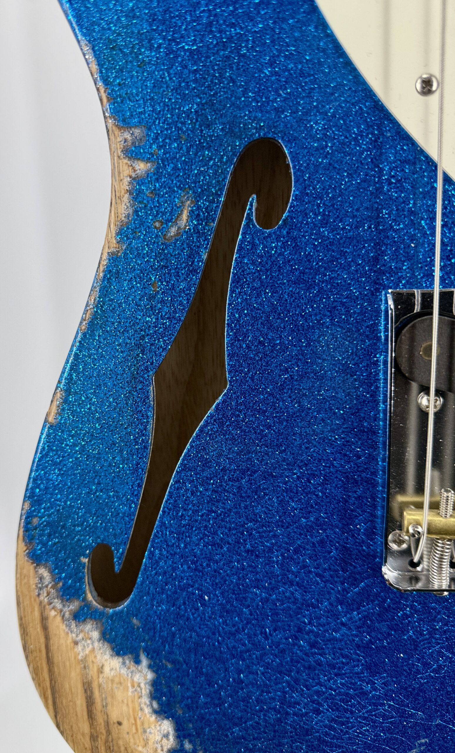Fender USA Custom Shop Limited Edition 50s Thinline Tele Heavy Relic Aged Blue Sparkle - Image 19