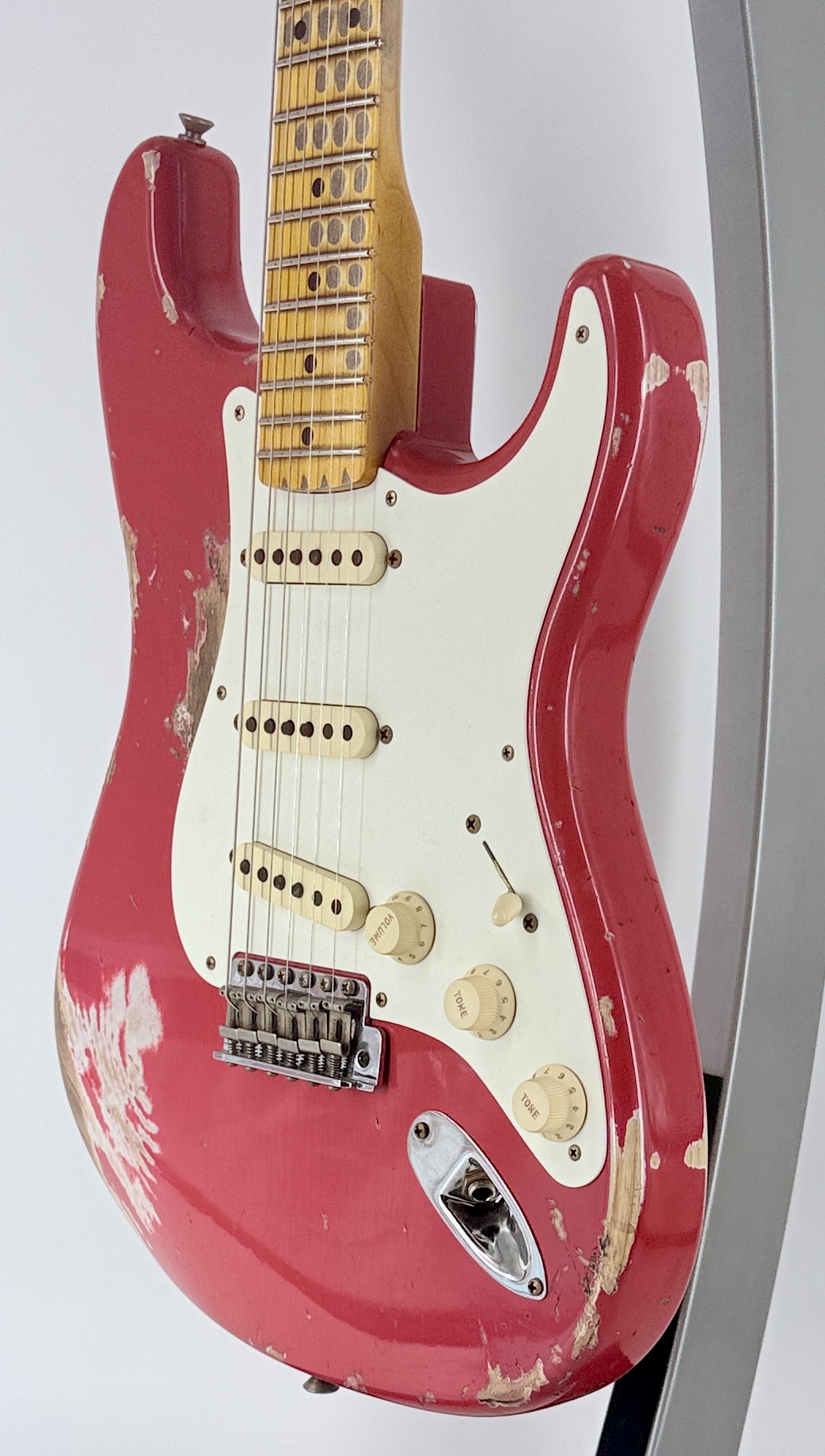 Fender USA Custom Shop 1957 HEAVY RELIC STRAT- FIESTA RED Ser#:R150868 - Image 5