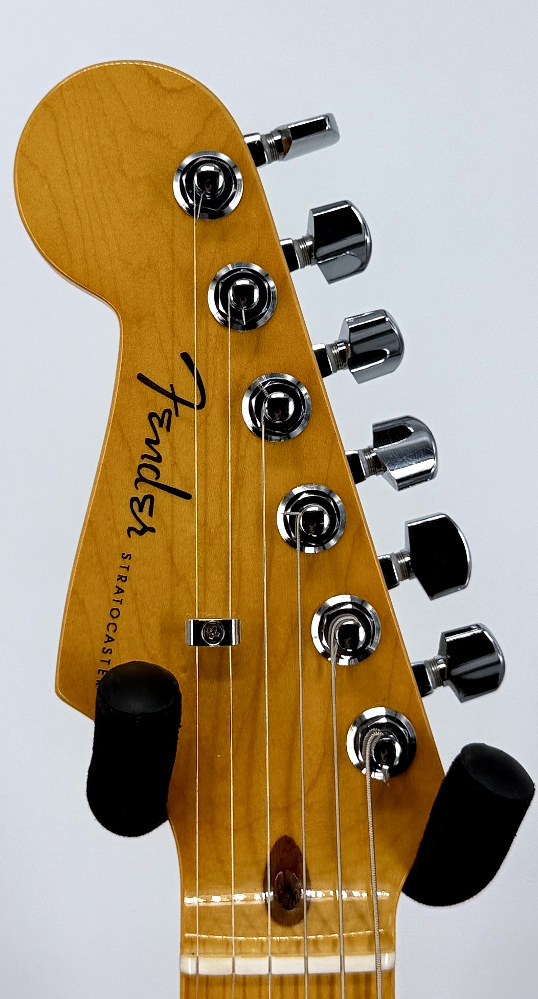 USED Left-Hand Fender American Ultra Strat w/case Serial#:US22034592 - Image 6