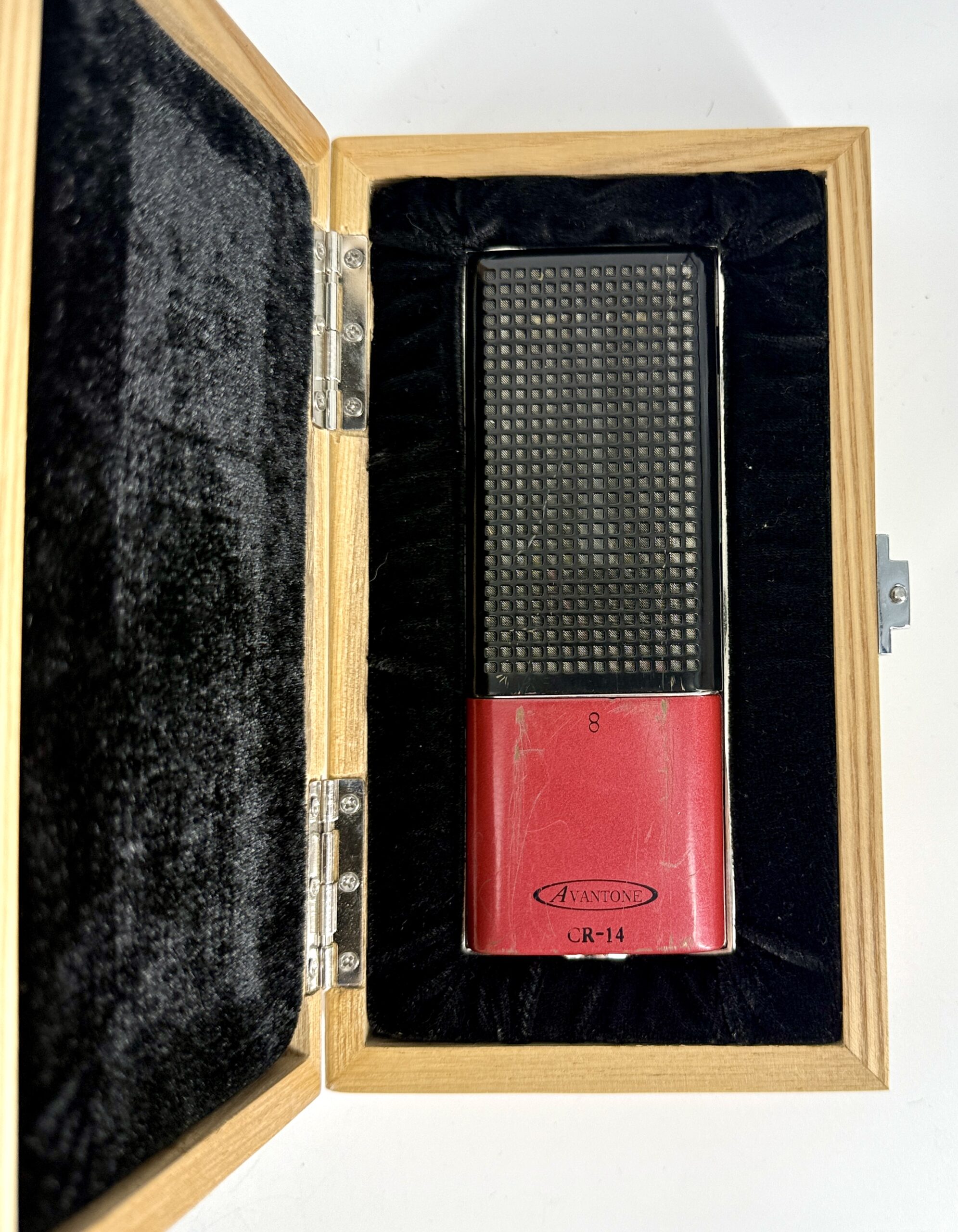 USED Avantone CR-14 Ribbon Mic