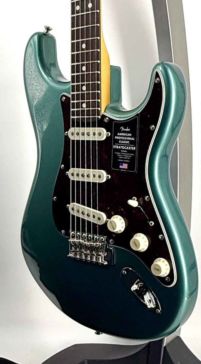 Fender American Professional Classic Stratocaster Rosewood Fretboard Ser#:US26039545 - Image 5