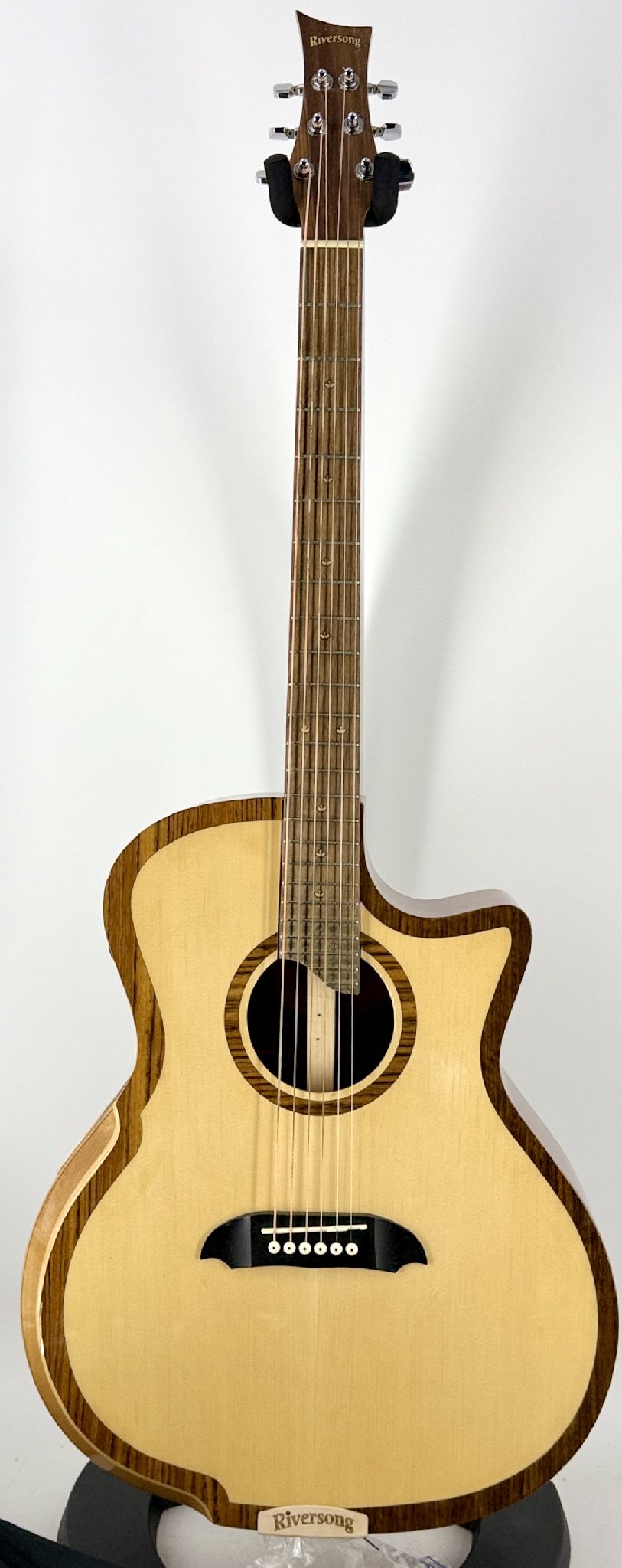 USED Riversong P2P-GA Acoustic Electric Guitar with Case - Image 3