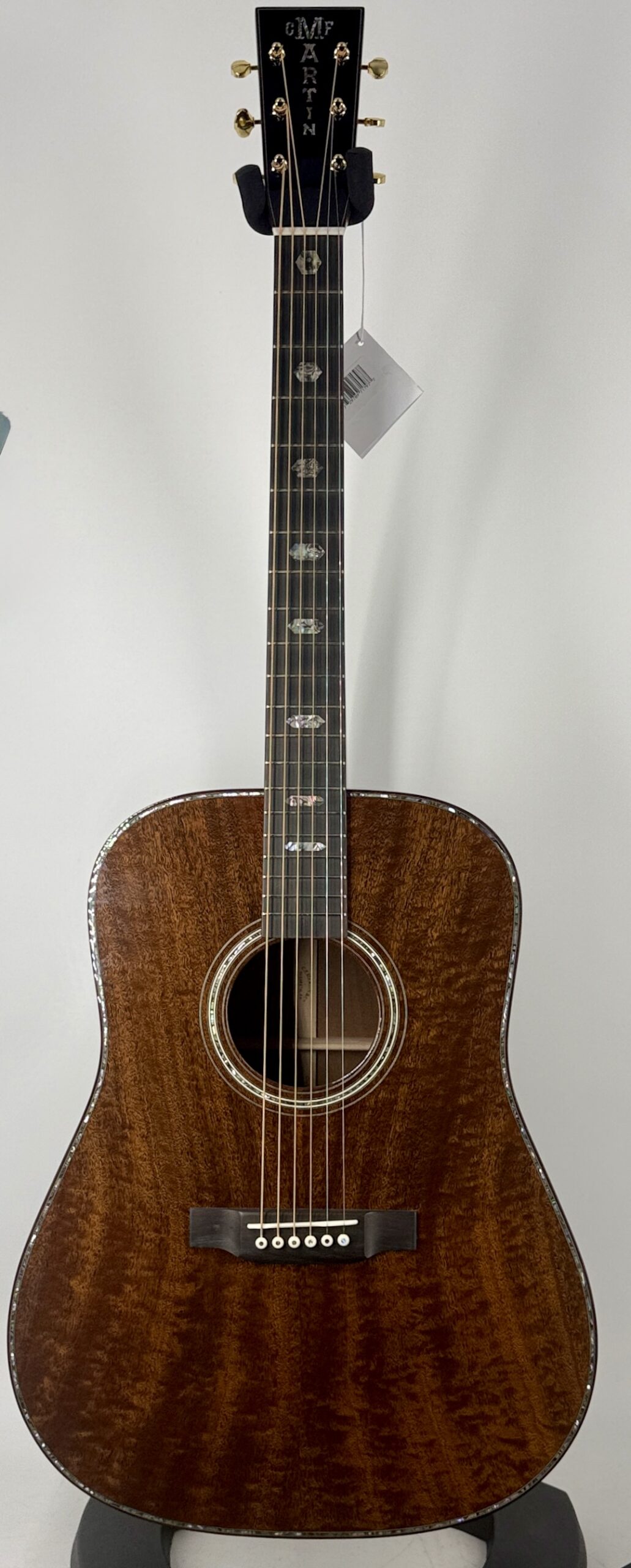 Martin Custom Shop Limited Edition (NAMM 2026) Quilt Sapele Acoustic Guitar w/case Ser#: 3058493 - Image 3
