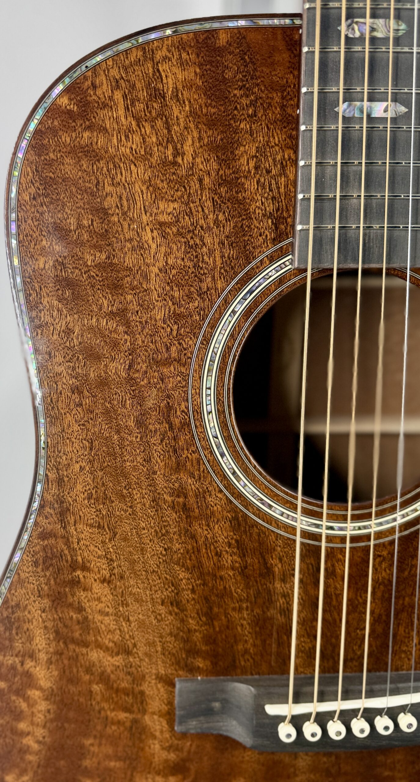 Martin Custom Shop Limited Edition (NAMM 2026) Quilt Sapele Acoustic Guitar w/case Ser#: 3058493 - Image 11