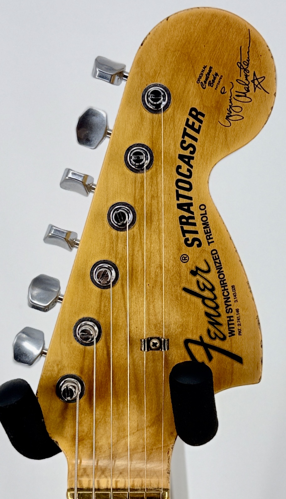 Fender USA Custom Shop Malmsteen Alder, Scalloped Maple-Relic'd Ser#: R137683 - Image 6