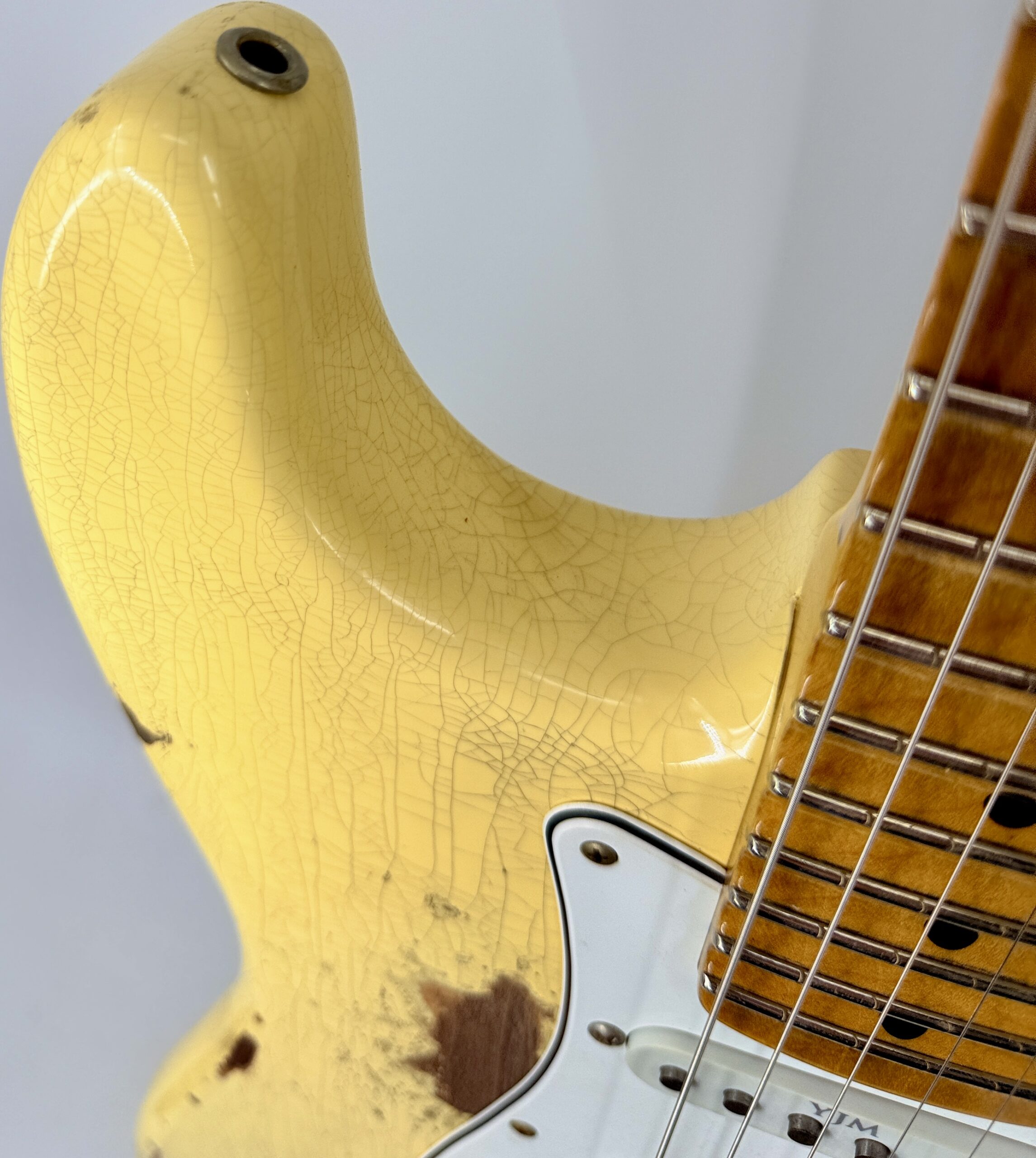 Fender USA Custom Shop Malmsteen Alder, Scalloped Maple-Relic'd Ser#: R137683 - Image 18