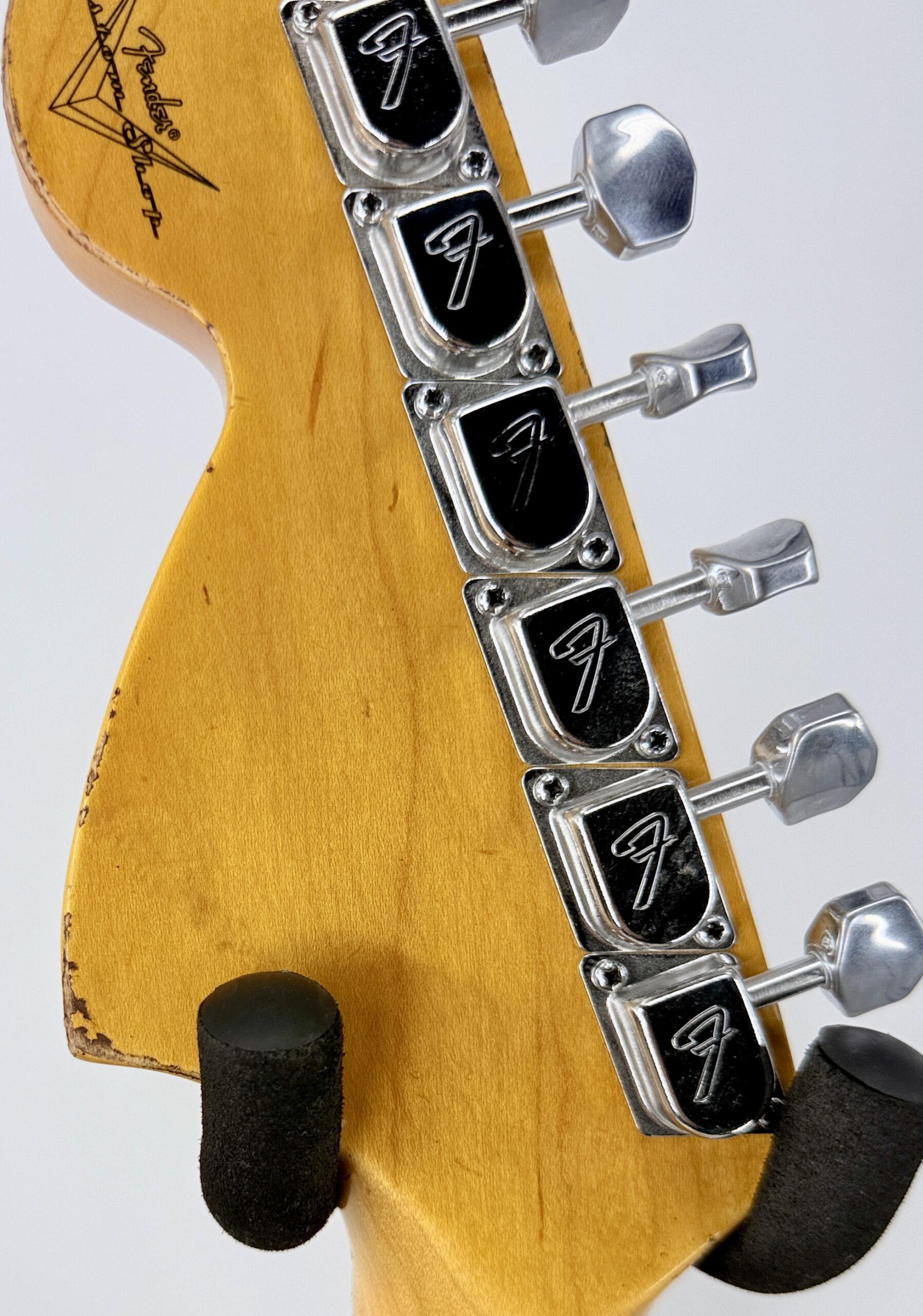 Fender USA Custom Shop Malmsteen Alder, Scalloped Maple-Relic'd Ser#: R137683 - Image 20