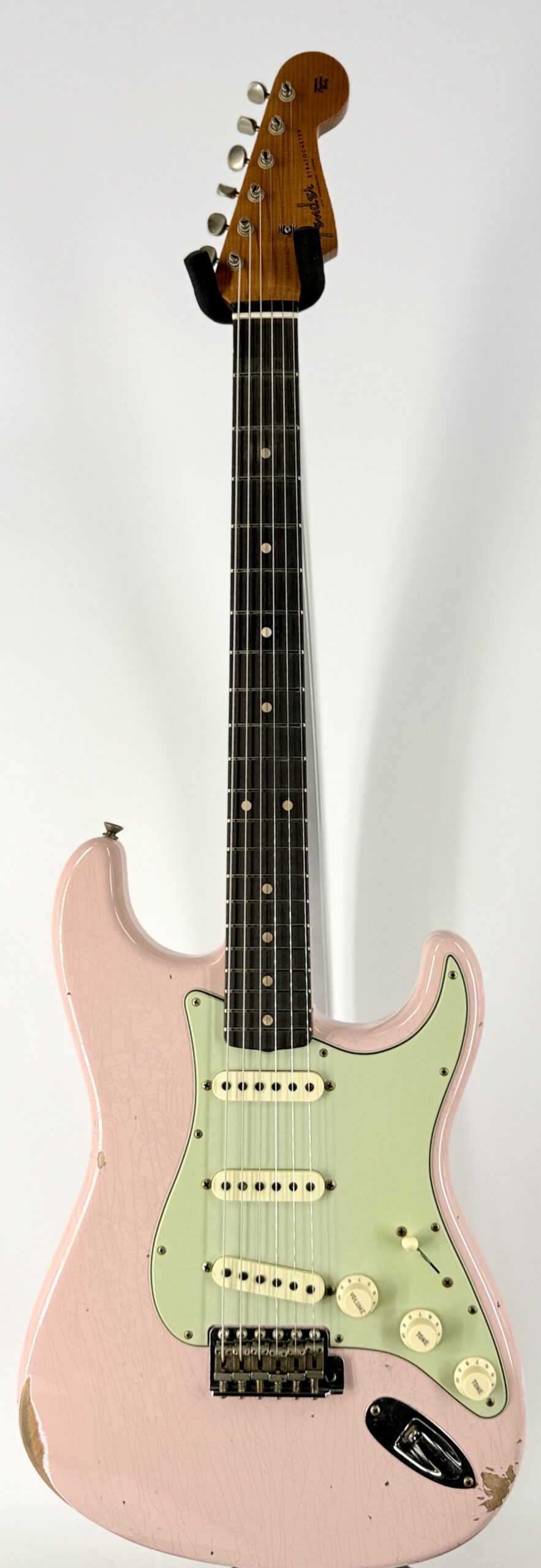 Fender USA shop Custom Alder, Maple- Pink Ser#: CZ590281 - Image 3