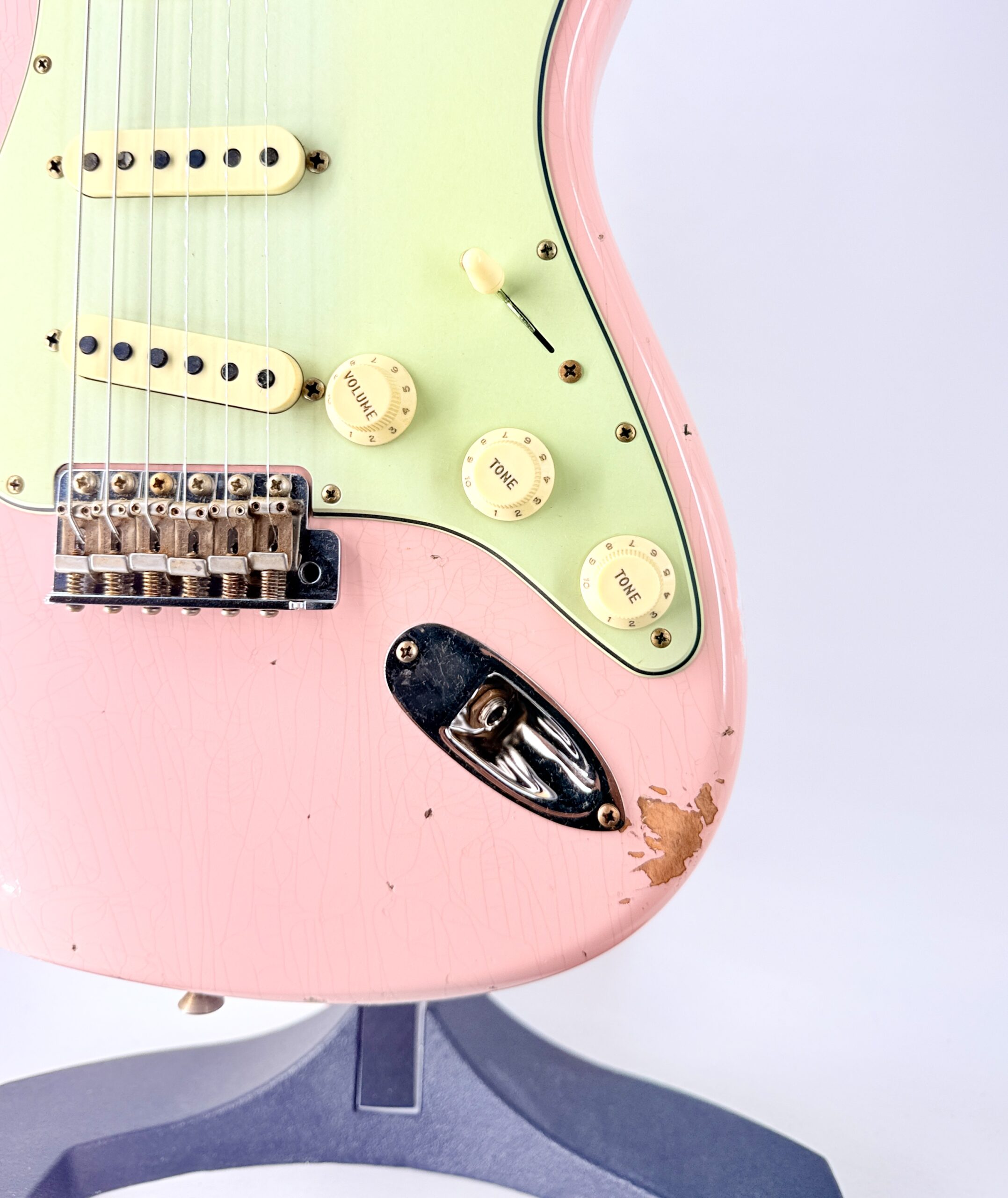 Fender USA shop Custom Alder, Maple- Pink Ser#: CZ590281 - Image 13